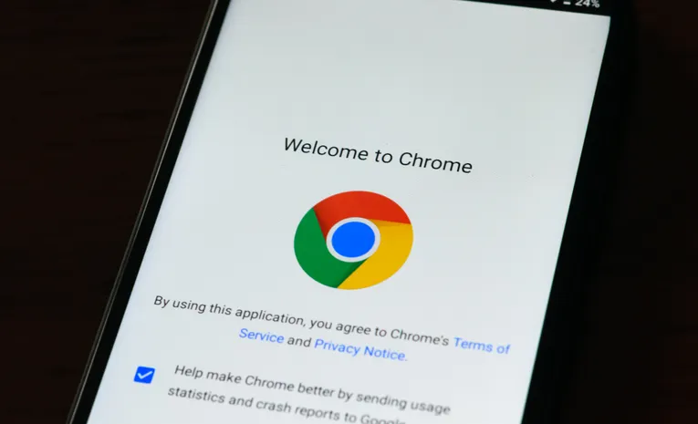 Smartphone displaying a web browser welcome page, illustrating the Perplexity Comet safety review